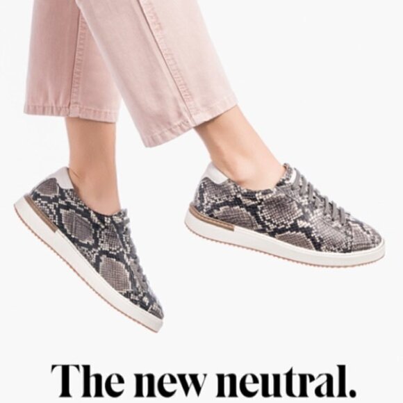 Hush Puppies Sabine Snake Print Leather Sneakers Size 6.5 - Picture 2 of 6